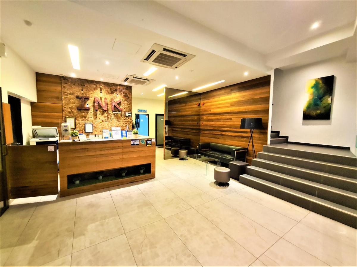 Ink Hotel 2*