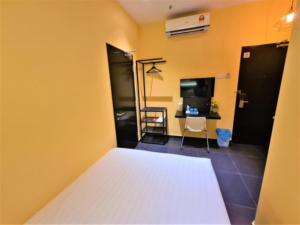 Hotel Ink 2*