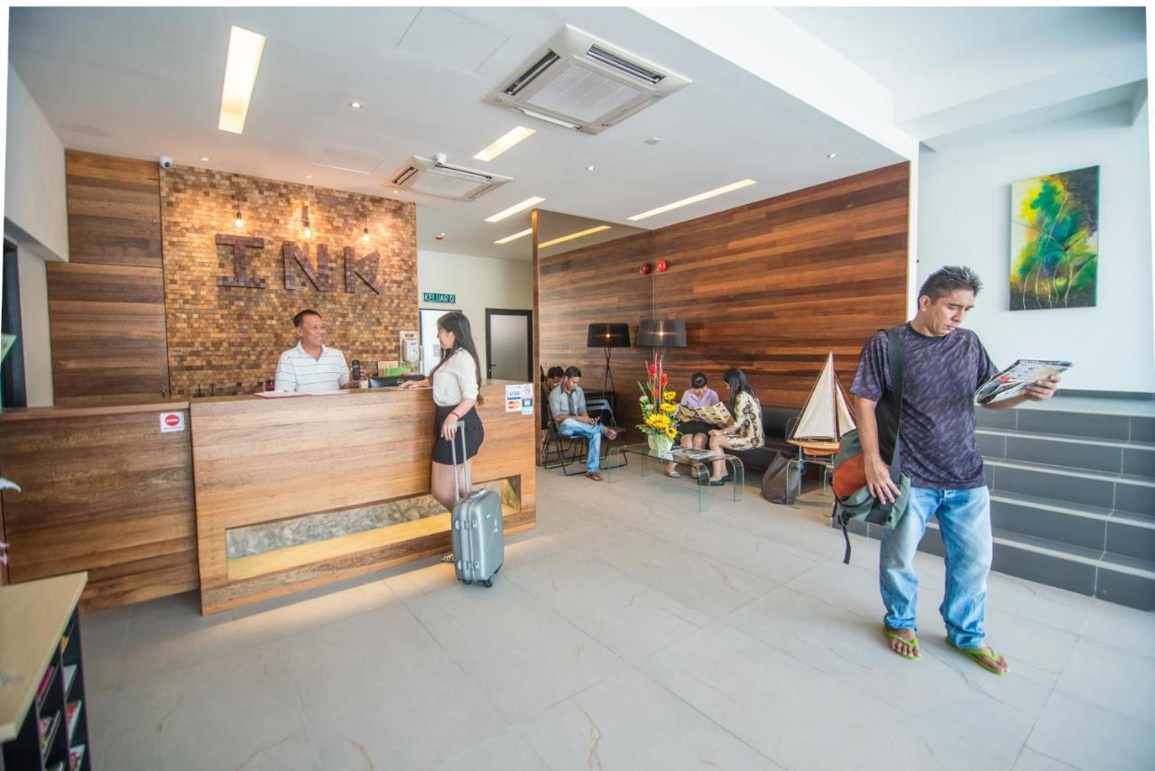 Ink Hotel 2*